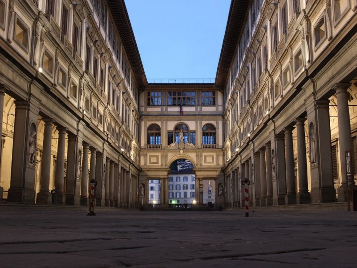 https://pixabay.com/de/photos/galerie-galleria-degli-uffizi-1803525/