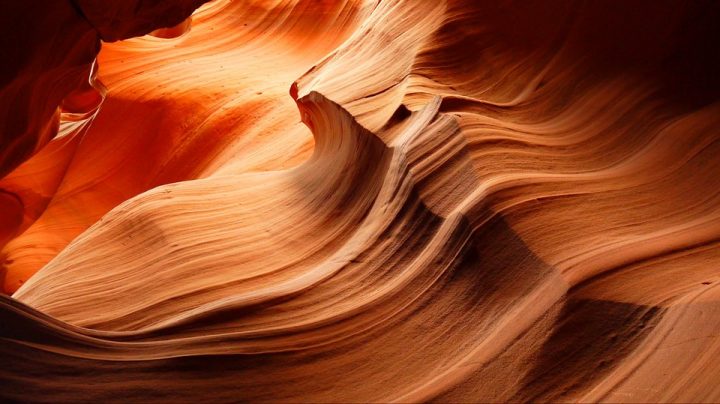 https://pixabay.com/de/photos/schlucht-antelope-canyon-1356886/