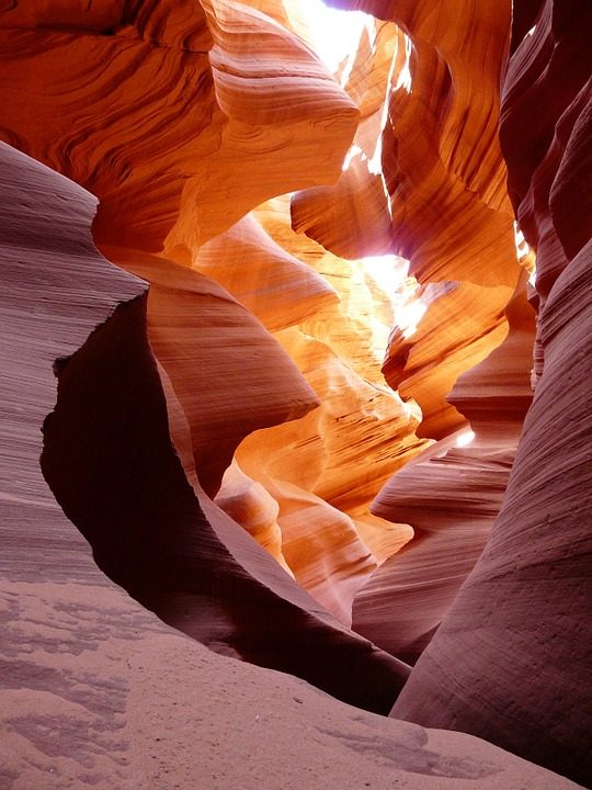 https://pixabay.com/de/illustrations/schlucht-antelope-canyon-203/